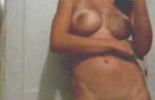 XXX Bruder Folter Schwester foster auf dem Badezimmerboden, reifefrausex verdrehen im Embryo Ursache und hämmern von unten in die Muschi sanft