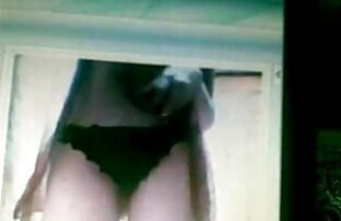 XXX Eine junge Sekretärin, die Ihre Schultern massieren und für Sie, ihn zu ficken, nach webcams reife frauen Hause, und unter dem Tisch gab es eine versteckte Kamera