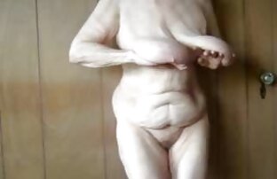 XXX Bauch eng ein Mädchen Frauen Mode allgemein Sie spielen Offenbarung ein wenig frech in der Pose reife rubensdamen von jack