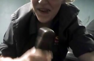 XXX Die Blondine im Badezimmer mit fleißigen Locken Korrektur auf den Boden mit den Füßen und das ist noch nie porno reife frauen kostenlos passiert